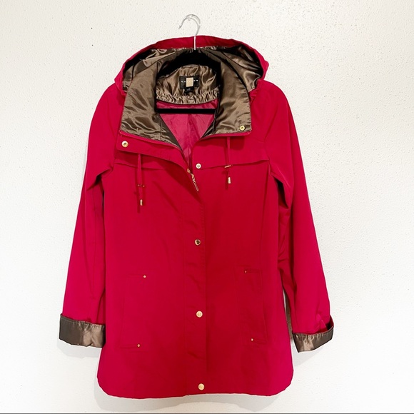 Gallery Burgundy Coat Gold Hardware Size Small - Picture 2 of 9